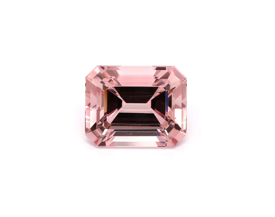 Pink morganite