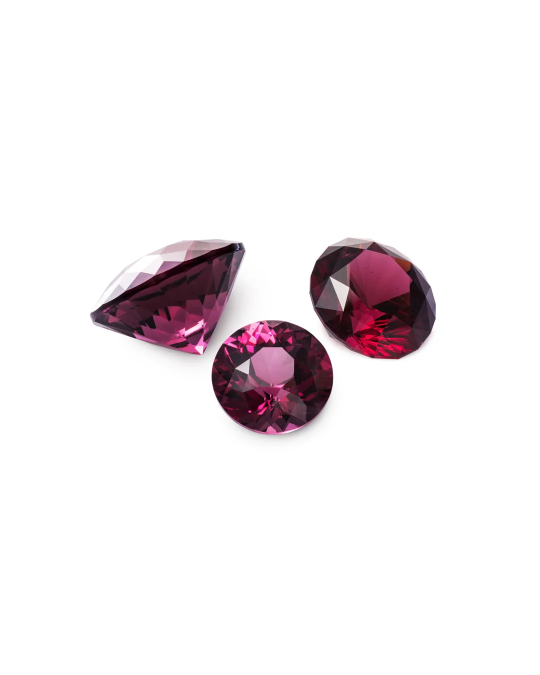 Red rhodolite garnet