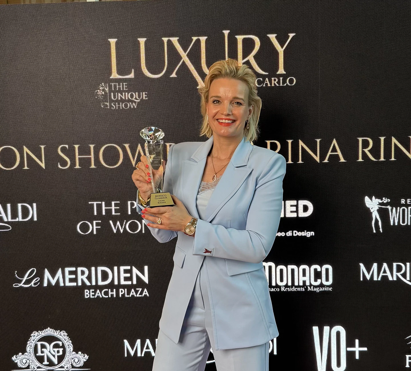 Céline Roelens met de Monaco Glamour Award