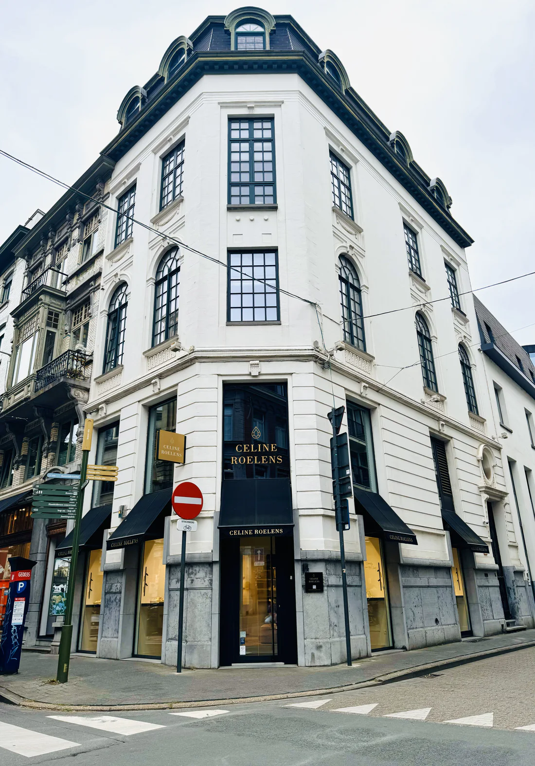 De designstudio van Céline Roelens in de Lange Kruisstraat in Gent